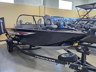 BOATZON | Tracker Pro Guide V175 Combo 2025 BOATZON | Tracker Pro Guide V175 Combo 2025