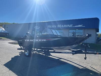 BOATZON | Tracker Pro Guide V175 Combo 2025 BOATZON | Tracker Pro Guide V175 Combo 2025