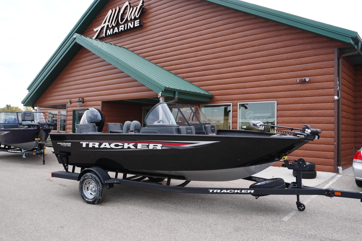 2026 Tracker Pro Guide V175 Combo - Sold Boat
