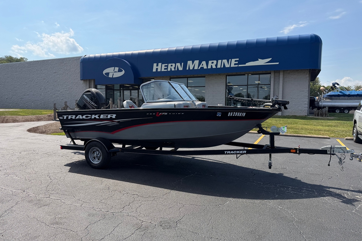 2014 Tracker Pro Guide V175 SC - Sold Boat