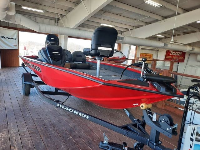2026 Tracker Pro Team 175 TF - Sold Boat