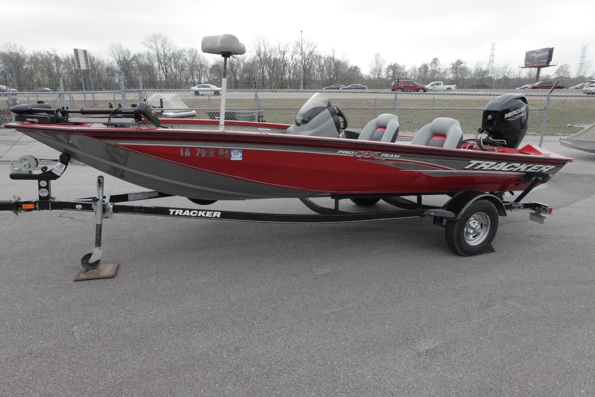 2016 Tracker Pro Team 175 TXW - Sold Boat