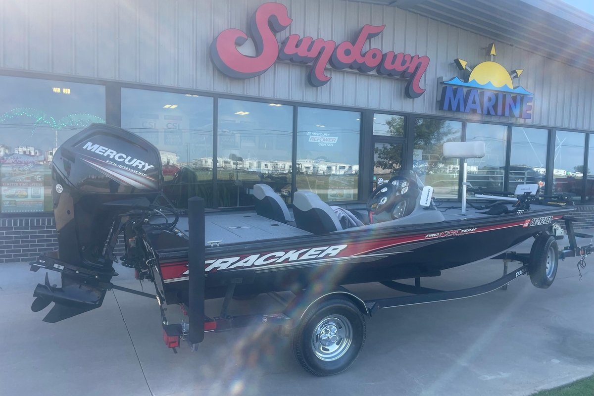 2017 Tracker Pro Team 175 TXW - Sold Boat