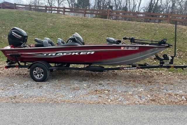 2024 Tracker Pro Team 175 TXW - Sold Boat