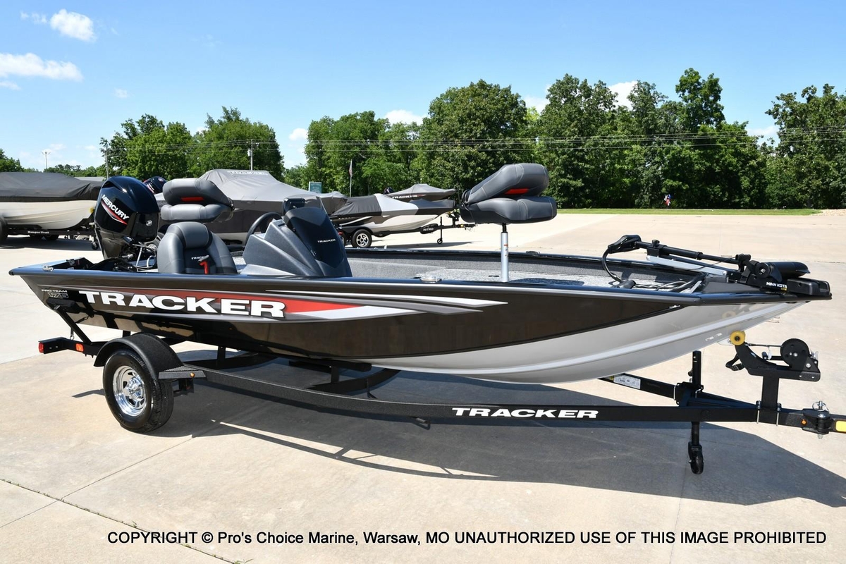 2026 Tracker Pro Team 175 w/Vinyl Floors - Sold Boat