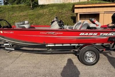 BOATZON | Tracker Pro Team 175TXW 2015