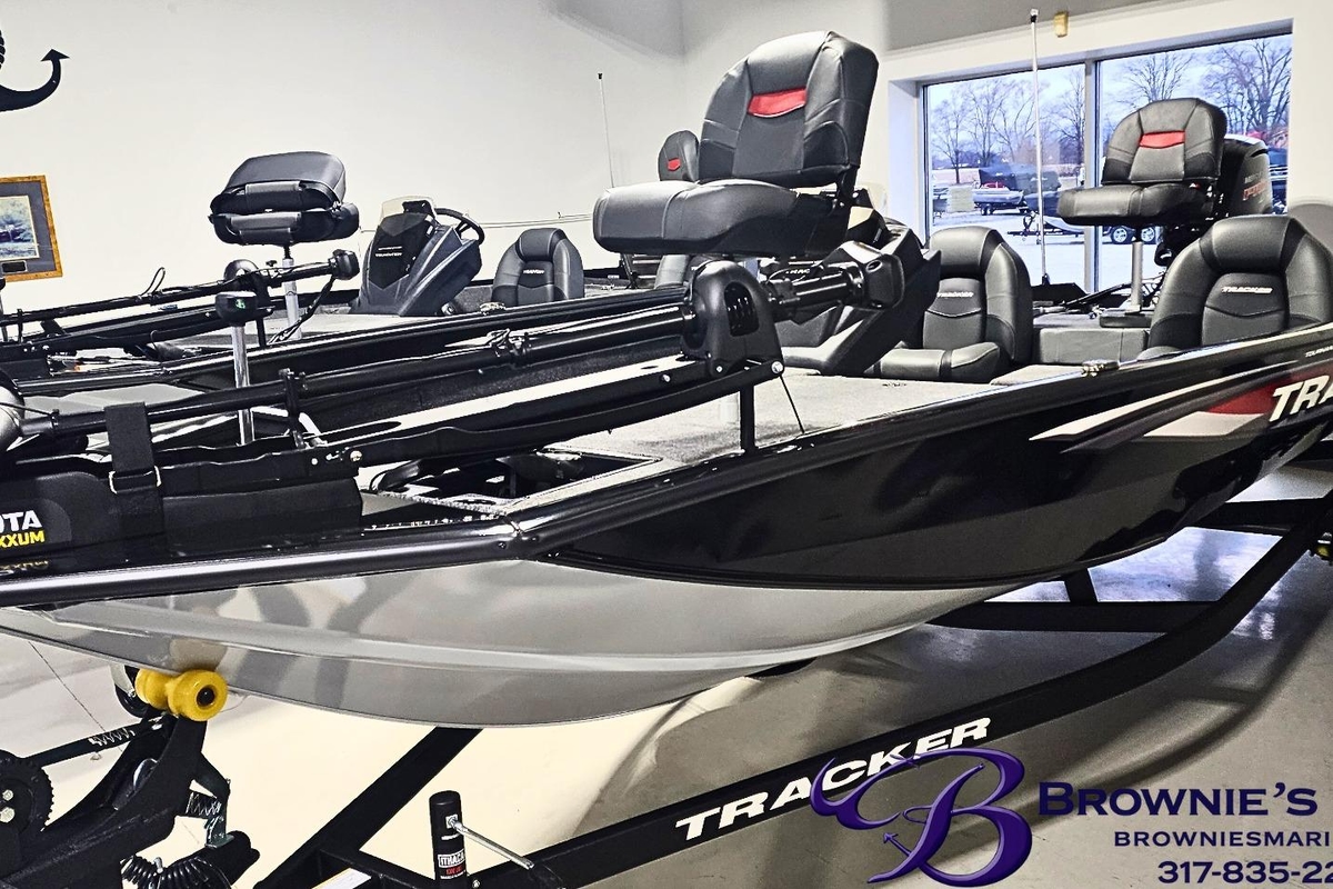 2026 Tracker Pro Team 190 - Sold Boat