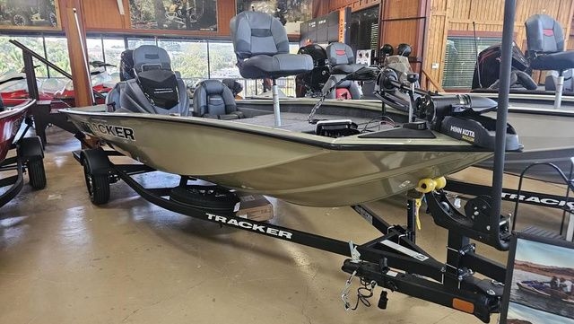 2026 Tracker Pro Team 190 TX - Sold Boat