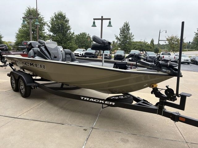 2026 Tracker Pro Team 195 TXW - Sold Boat