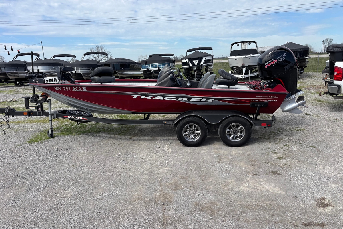 2022 Tracker Pro Team 195 TXW Tournament Edition - Sold Boat