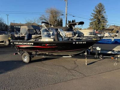 BOATZON | Tracker Pro V Guide 16 2016