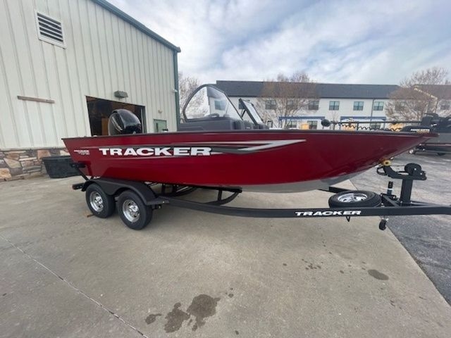 2026 Tracker PRV 175CB - Sold Boat
