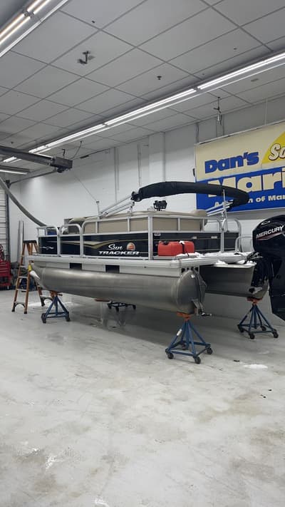 BOATZON | Tracker® Boats BASS BUGGY 16XL 2020