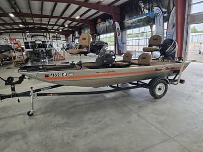 BOATZON | Tracker® Boats BASS TRACKER 40th Anniversary Heritage Edition 2018