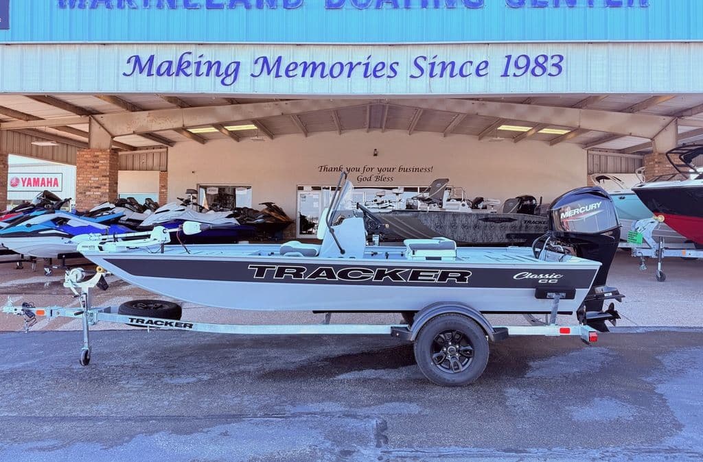 Tracker® Boats Bass Tracker Classic CC 2027
