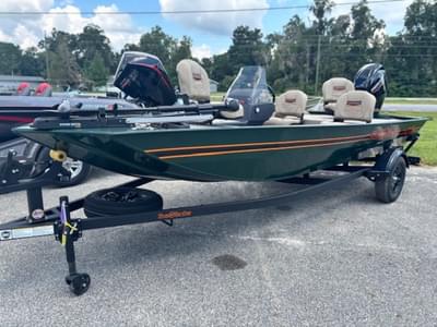 BOATZON | Tracker® Boats Bass Tracker Classic Limited 2026