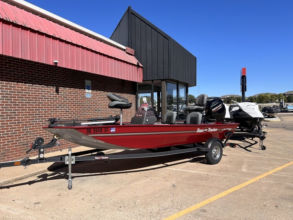 2020 Tracker® Boats BASS TRACKER Classic XL - Sold Boat