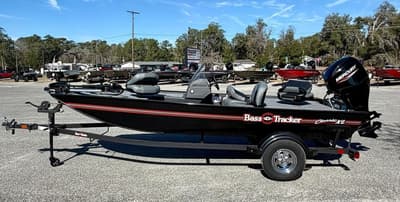 BOATZON | Tracker® Boats Bass Tracker Classic XL 2026