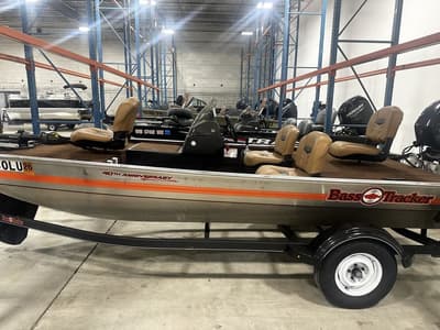 BOATZON | Tracker® Boats Bass Tracker Classic XL 2018