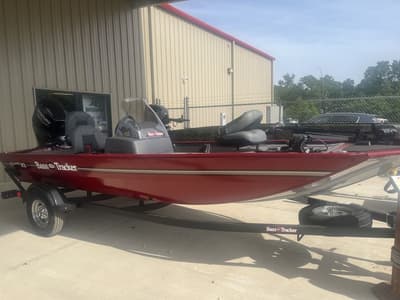 BOATZON | Tracker® Boats Bass Tracker Classic XL 2026