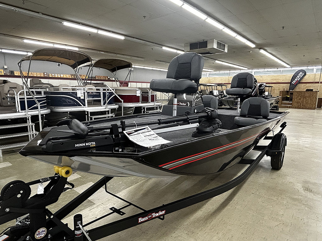 2026 Tracker® Boats Bass Tracker Classic XL - Sold Boat