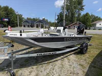 BOATZON | Tracker® Boats BT CLASSIC CC 2027