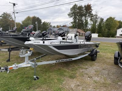 BOATZON | Tracker® Boats BT CLASSIC CC 2027