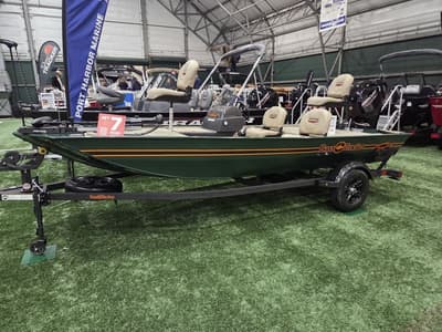 BOATZON | Tracker® Boats BT CLASSIC SE 2026