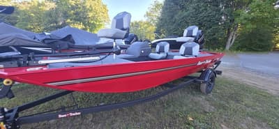 BOATZON | Tracker® Boats BT CLASSIC XL 2027