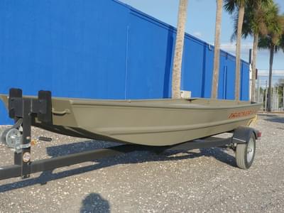 BOATZON | Tracker® Boats Grizzly 14 Jon 2026