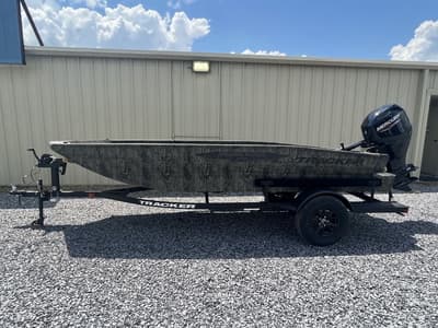 BOATZON | Tracker® Boats Grizzly 1650 T Prairie Wings Edition 2026