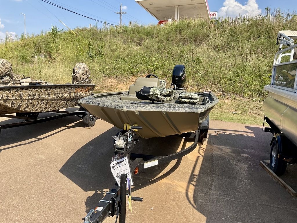 2026 Tracker® Boats Grizzly 1754 SC - Sold Boat