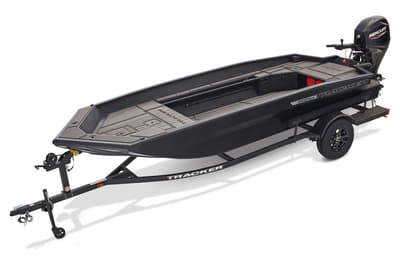 BOATZON | Tracker® Boats Grizzly 1756 T Marsh  Blackout Package 2027