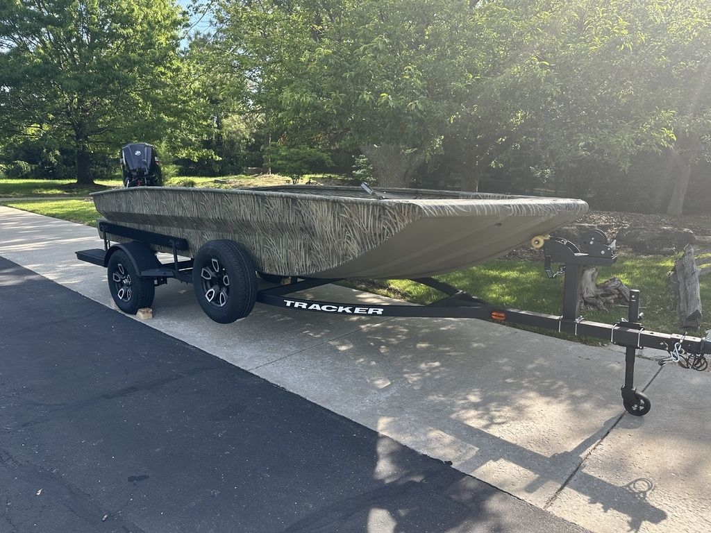 2026 Tracker® Boats Grizzly 1756 T Marsh Edition Woodland - Sold Boat