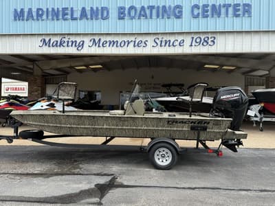 BOATZON | Tracker® Boats Grizzly 1860 CC 2026