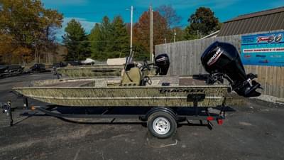 BOATZON | Tracker® Boats Grizzly 1860 CC 2026