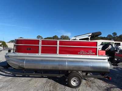 BOATZON | Tracker® Boats PB16 26 2026