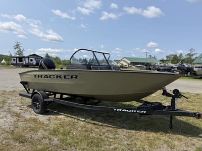 BOATZON | Tracker® Boats PG V175 CB 2027