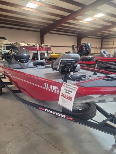 BOATZON | Tracker® Boats PRO 170 2022