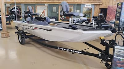 BOATZON | Tracker® Boats PRO 170 2026