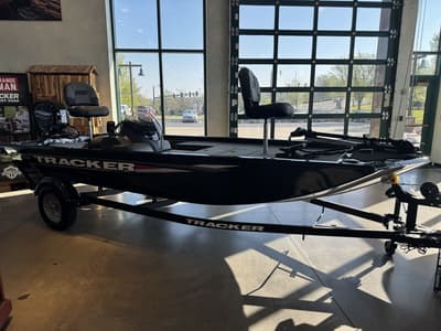 BOATZON | Tracker® Boats PRO 170 2026