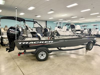 BOATZON | Tracker® Boats Pro 170 With trailer 2017