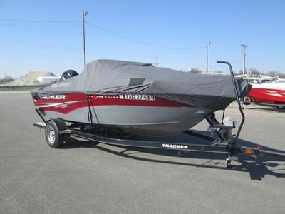 BOATZON | Tracker® Boats Pro Guide 2014 BOATZON | Tracker® Boats Pro Guide 2014
