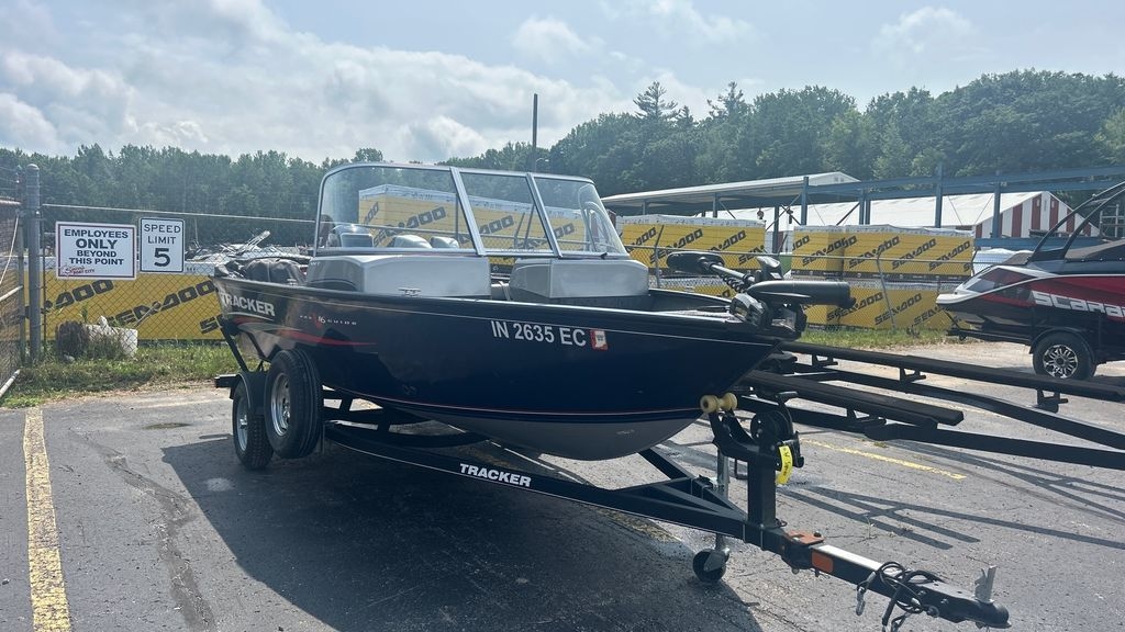 2019 Tracker® Boats PRO GUIDE V16 - Sold Boat