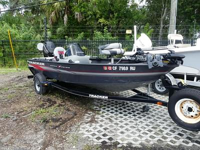BOATZON | Tracker® Boats Pro Guide V16 WT 2015 BOATZON | Tracker® Boats Pro Guide V16 WT 2015