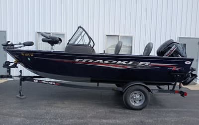 BOATZON | Tracker® Boats PRO Guide V16 WT 2024