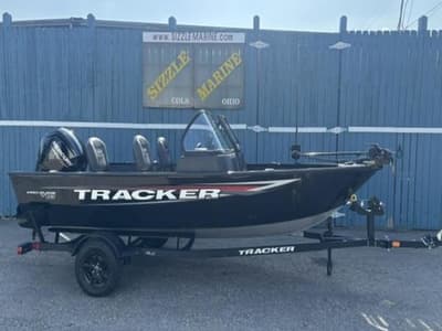 BOATZON | Tracker® Boats PRO Guide V16 WT 2026