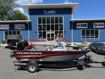 BOATZON | Tracker® Boats Pro Guide V175 Combo 2014