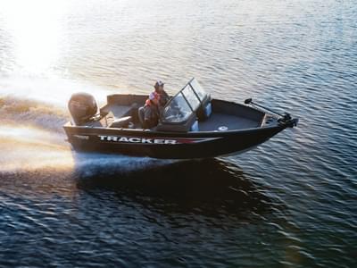 BOATZON | Tracker® Boats Pro Guide V175 WT 2026