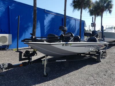 BOATZON | Tracker® Boats PRO Team 175 TXW 2021